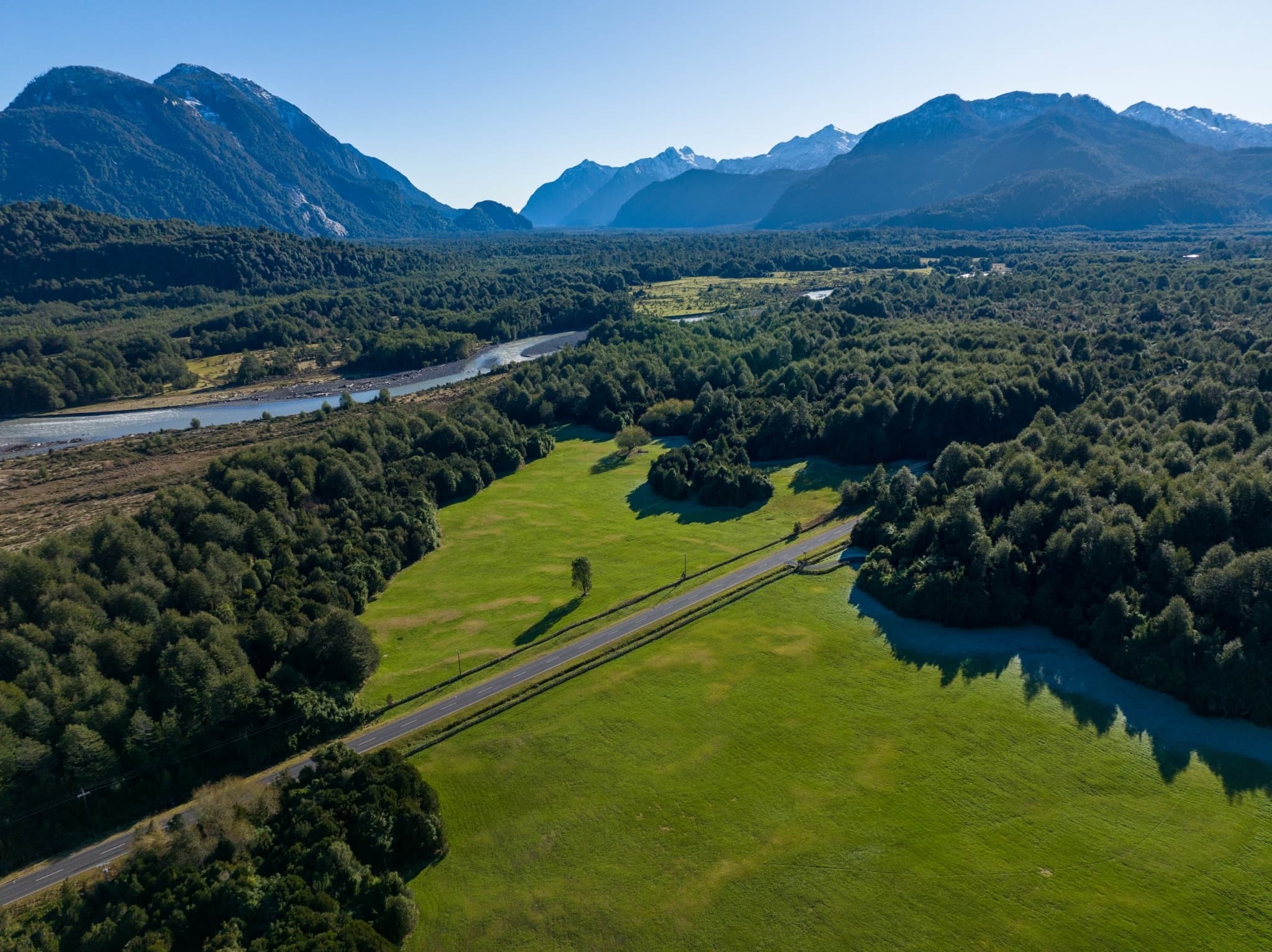 https://api.biosfera-austral.com/wp-content/uploads/2024/12/DJI_0496_compressed.jpg
