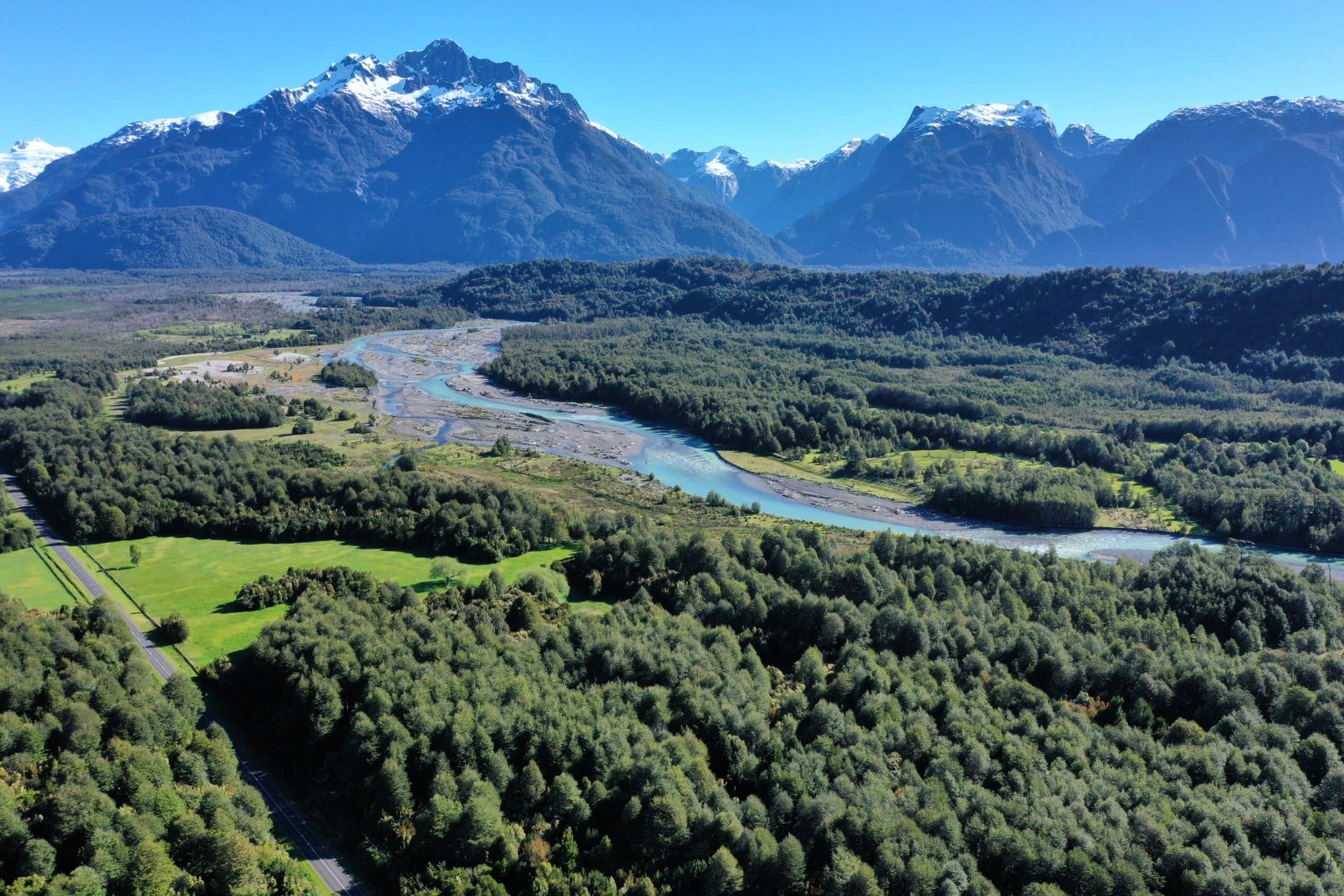 https://api.biosfera-austral.com/wp-content/uploads/2024/12/DJI_0879-1.jpg