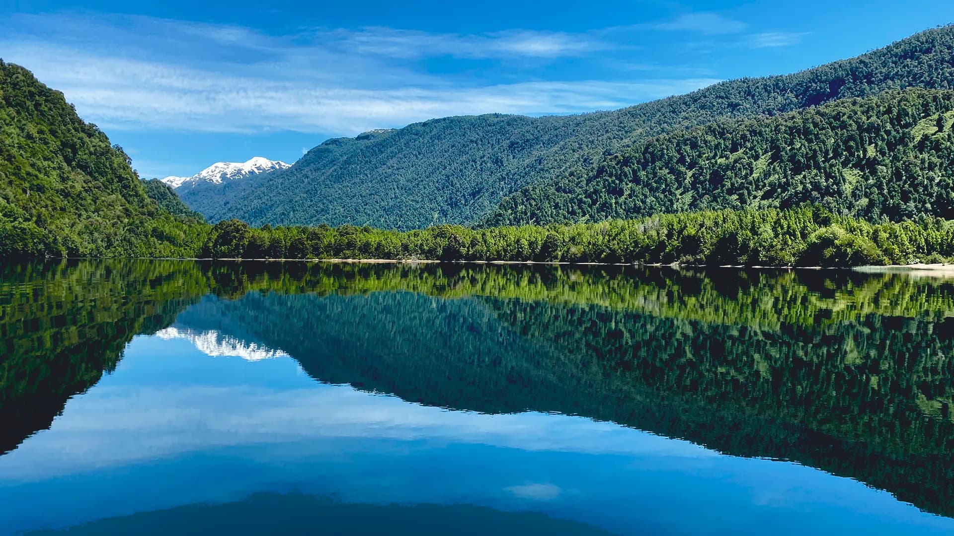 https://api.biosfera-austral.com/wp-content/uploads/2024/12/Escondida-1_4_11zon.webp